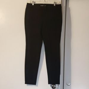 Black skinny Pixie pants. Old Navy. Size 10.